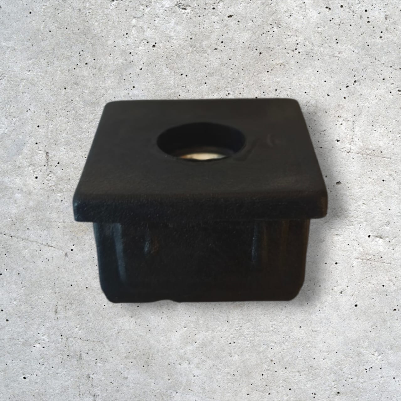 REGATON 30X30MM INTERIOR CON TUERCA 3/8